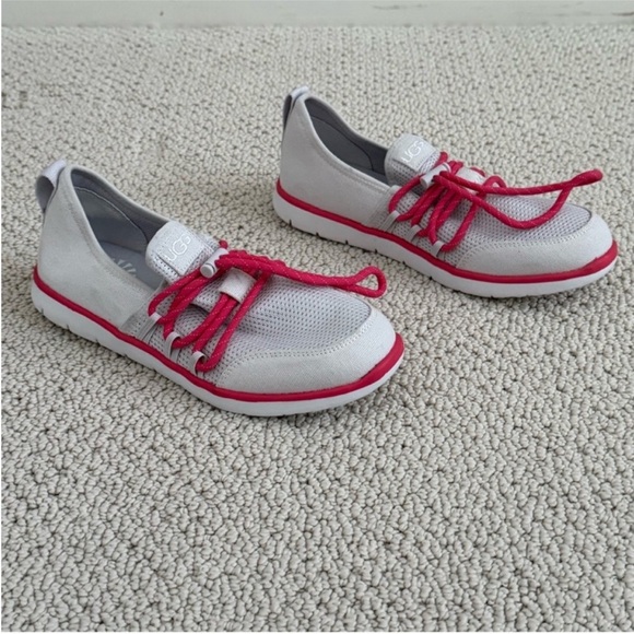 UGG Cambrian Sneakers - Picture 3 of 9